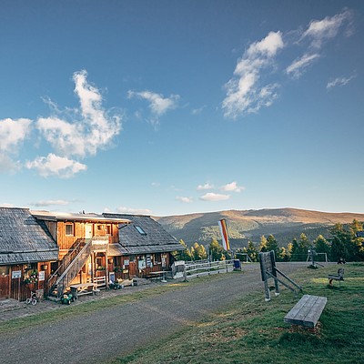 zirbenhütte hochrindl