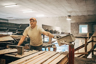 Sägewerk Greiler  holzhandel zirbenholz
